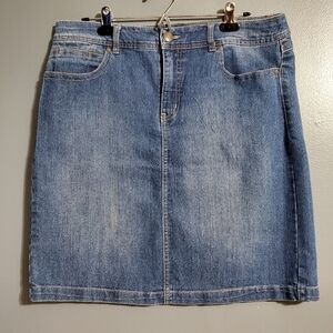 Bandolino Jean Skirt Above Knee Embroidered Back Pockets Size 10